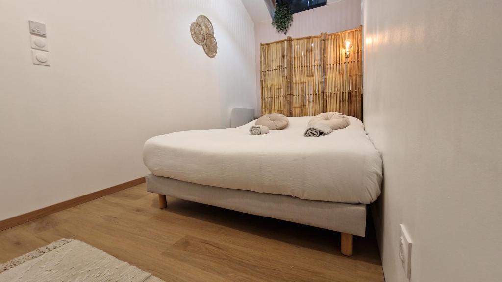 Chartres-de-Bretagne Apartment | LogeYou
