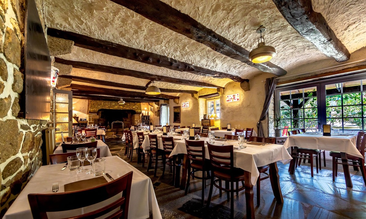 Douarnenez Hotel | Logis Auberge de Kerveoc'h