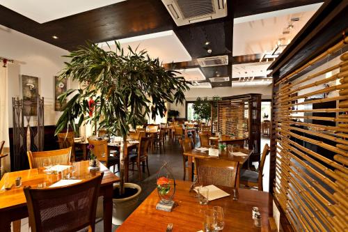 Vandoeuvre-les-Nancy Hotel | Logis Cottage Hotel