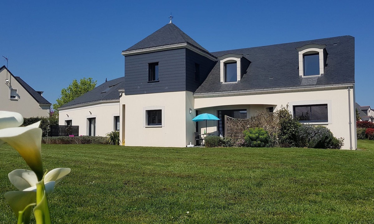 Le Louroux-Beconnais Apartment | Logis de l'Hermitage *