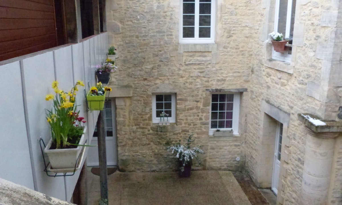 Bayeux Bed & Breakfast | Logis de Saint-Jean
