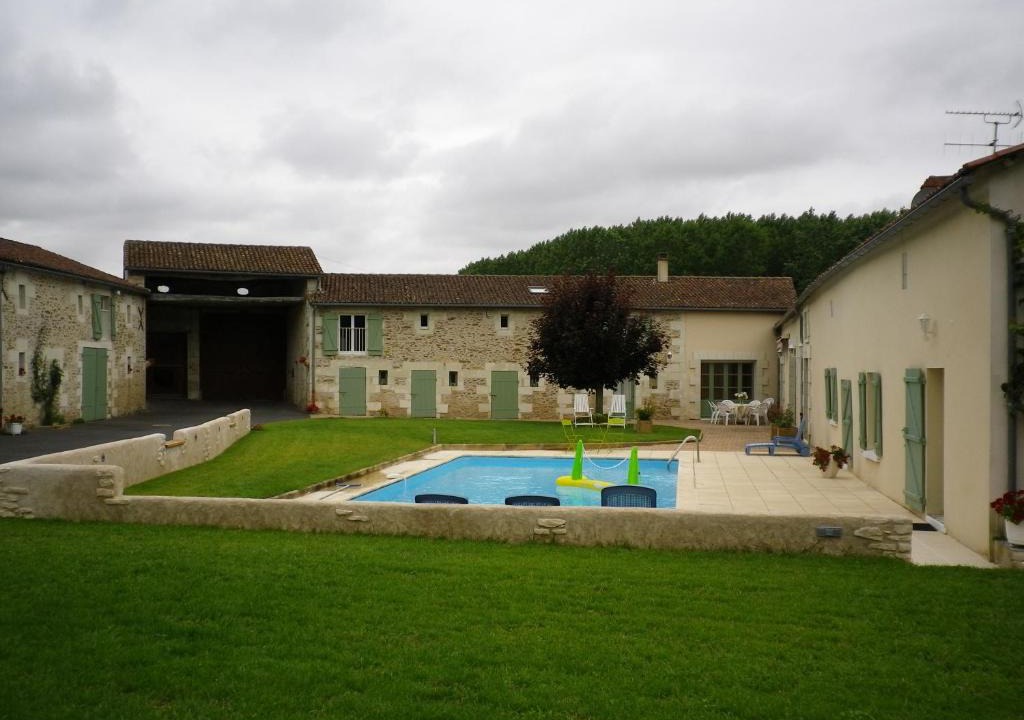 Doussay House | logis du jacquelin