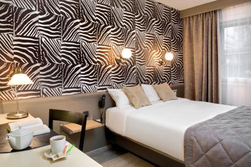 Bellevue - Le Mont - La Jomayere Hotel | Logis Hôtel du Midi - Saint Etienne Sud