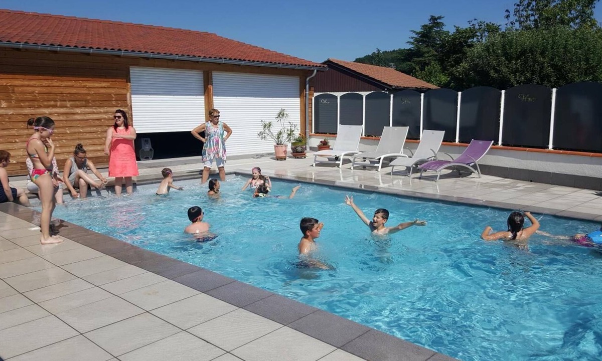 Saint-Etienne-de-Maurs Hotel | Logis Hôtel Cruzel