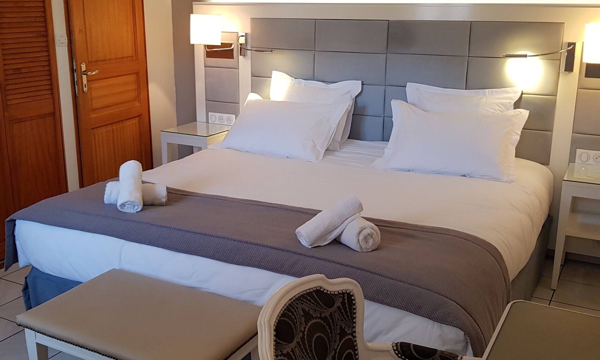 Rang-du-Fliers Hotel | Logis HÔTEL L'ENVIE DES METS