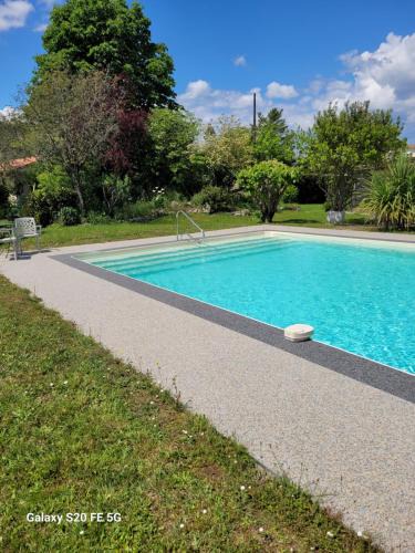 Hagetmau Hotel | Logis Hôtel La crémaillère