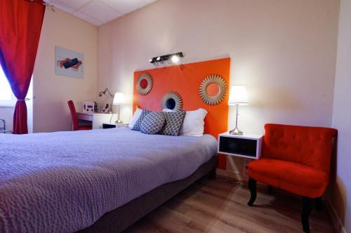 Montmarault Hotel | Logis Hôtel Le Bocage