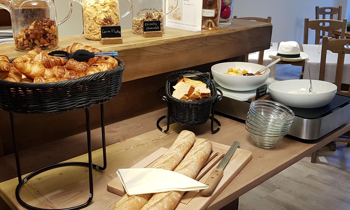 Magland Hotel | Logis Hôtel le Relais du Mont Blanc