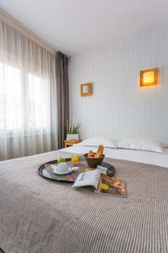 Biscarrosse Hotel | Logis Hôtel Le Relais