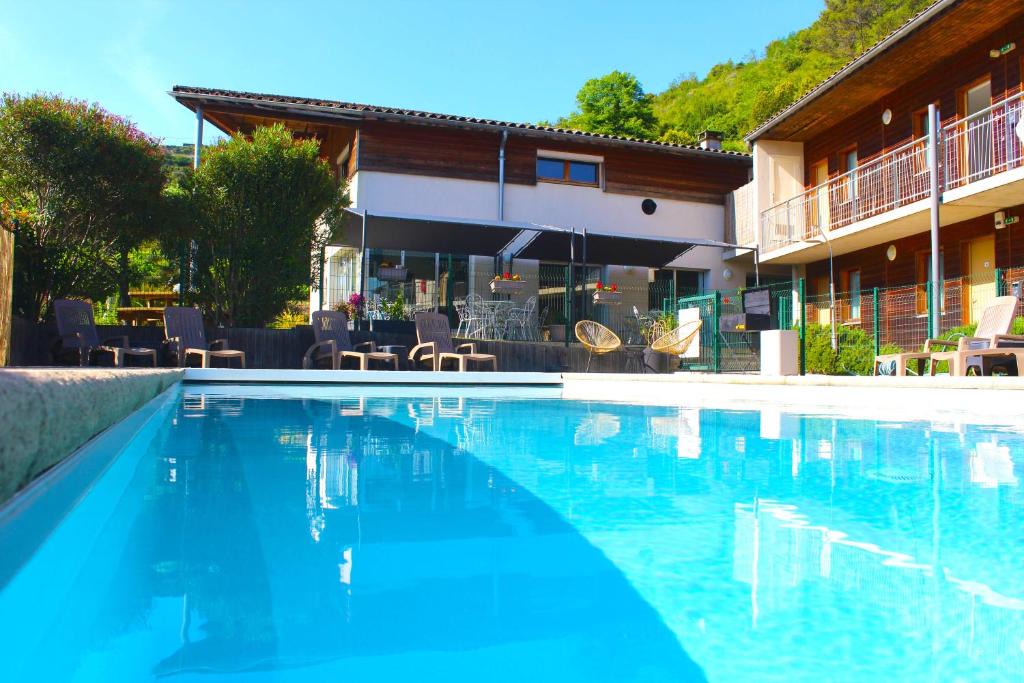 Les Vans Hotel | Logis Hôtel Le Vanséen