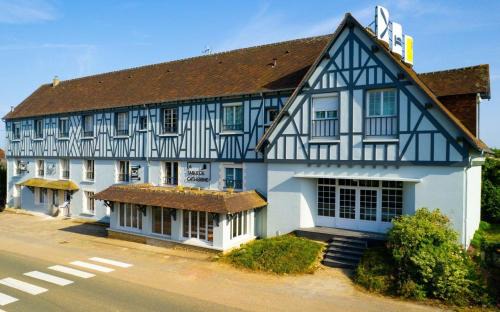 Fontenai-sur-Orne Hotel | Logis hôtel Restaurant Le Faisan Dore