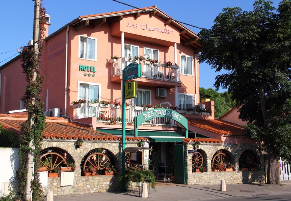 Argeles Plage Hotel | Logis Hôtel Restaurant les Charmettes