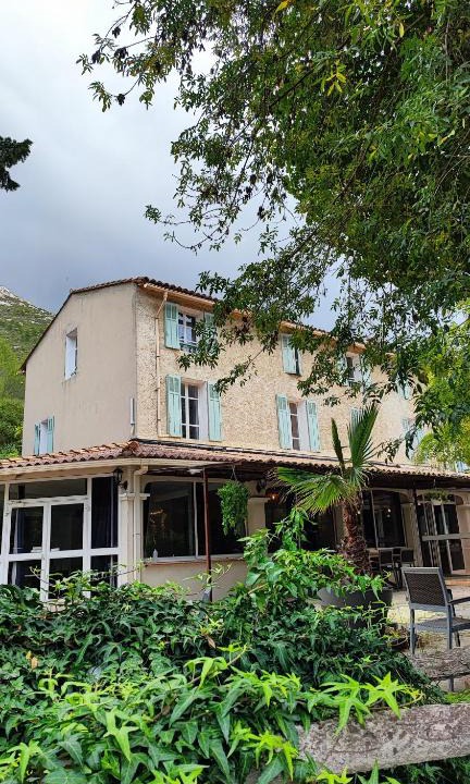 Gemenos Hotel | Logis Hôtel & Restaurant du Parc