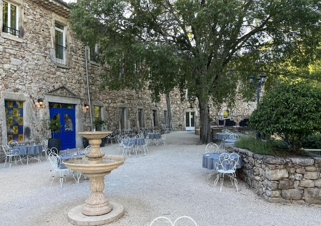 Largentiere Hotel | Logis Hôtel Restaurant Le Domaine de l'Eau Vive