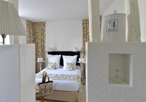 Issoudun Hotel | Logis Hôtels Restaurant Les 3 Rois