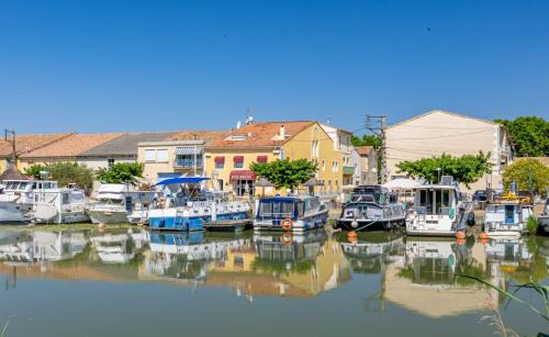 Saint-Gilles Hotel | Logis Heraclee