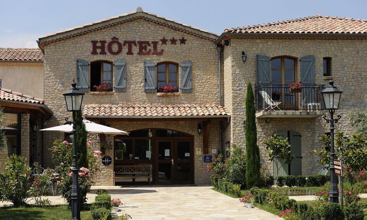 Saint-Jean-le-Centenier Hotel | Logis Hotel Le Mas de Mon Père