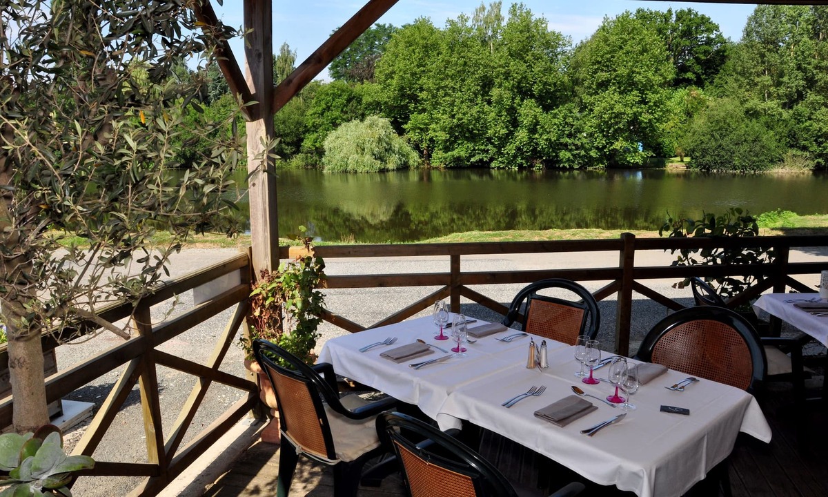 Moulay Hotel | Logis Hotel Beau Rivage