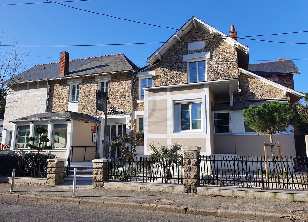 La Baule-Escoublac Hotel | Logis Hotel La Closerie