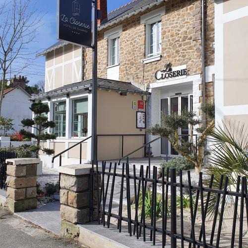 La Baule-Escoublac Hotel | Logis Hotel La Closerie