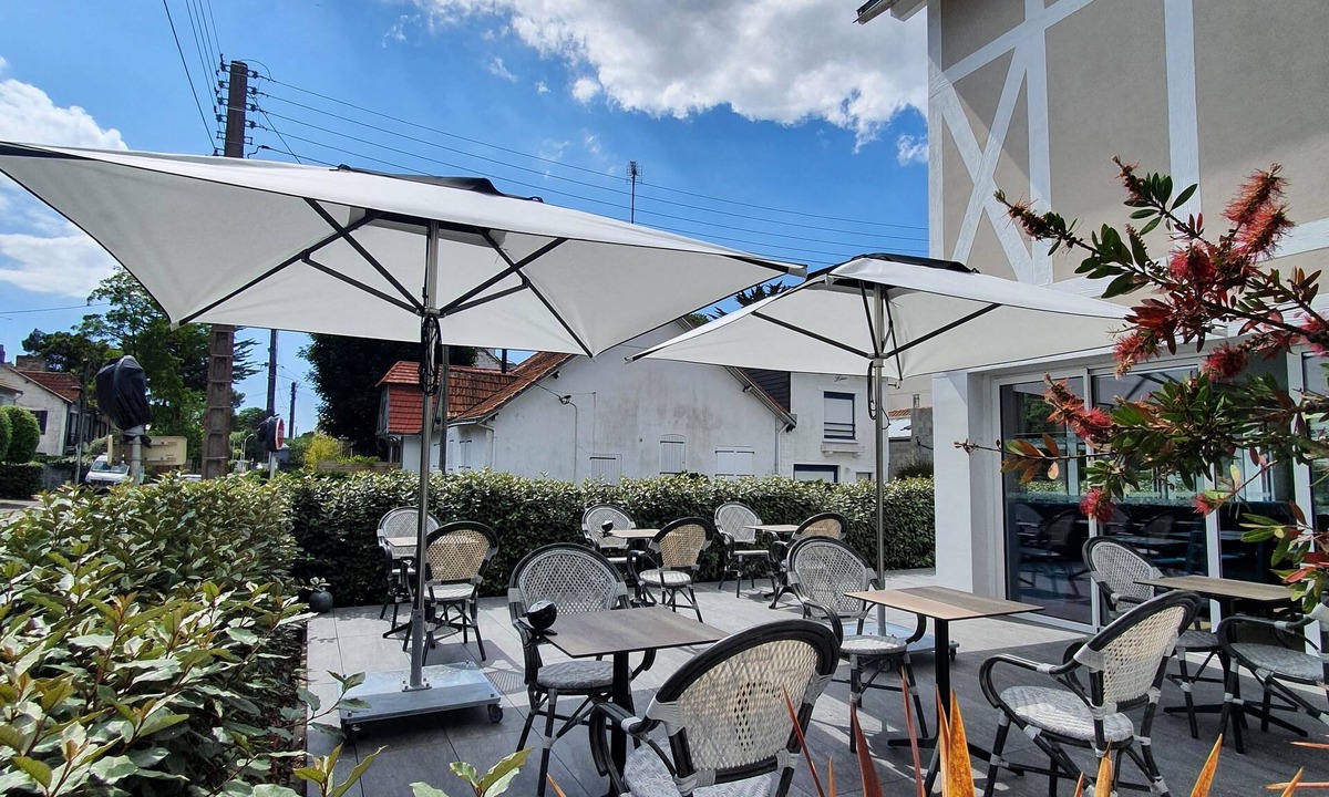 La Baule-Escoublac Hotel | Logis Hotel La Closerie