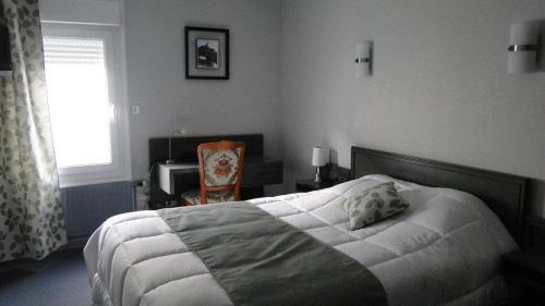 Blendecques Hotel | Logis Hotel & Restaurant - Le Saint Sébastien