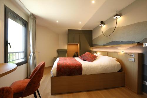 Lanarce Hotel | Logis Hotel Spa Restaurant Le Provence