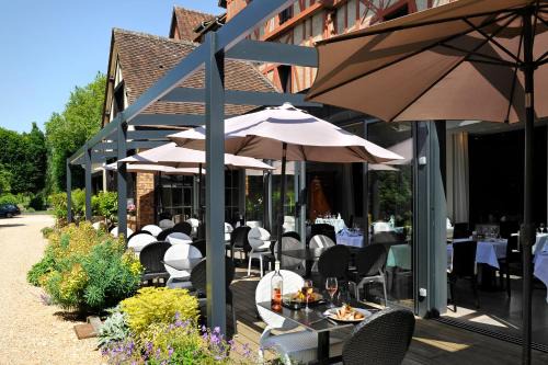 Cloyes-sur-le-Loir Hotel | Logis Hotels Restaurant le SAINT-JACQUES -Cloyes les 3 Rivieres