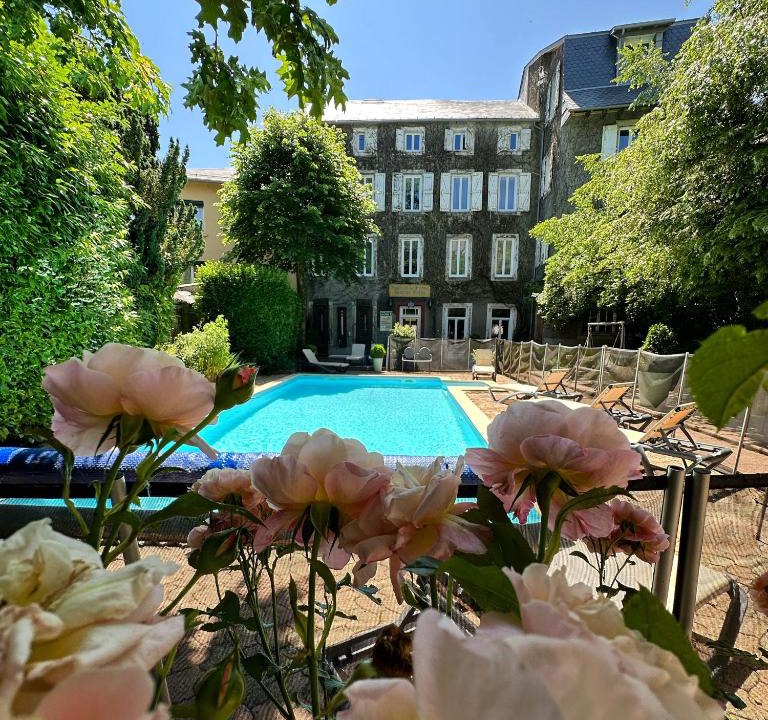 Lacaune Hotel | Logis Le Relais de Fusies