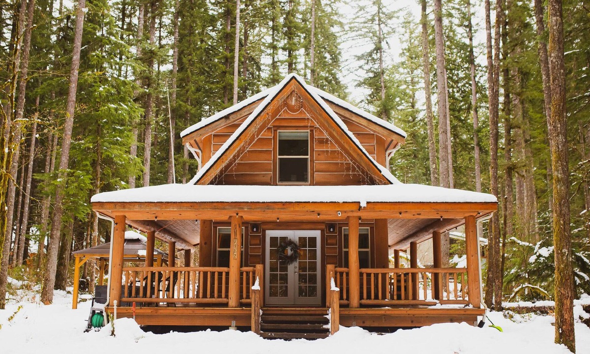 Warnick Cabin | Logshire at Mt.Baker EVCharger & HotTub