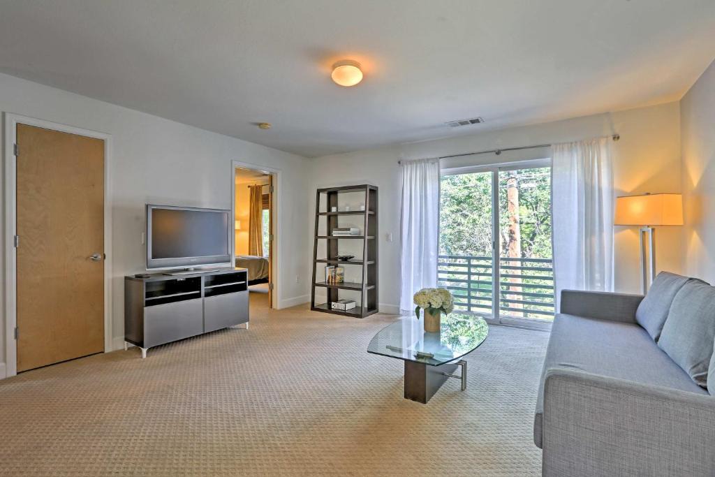 Highland Apartment | LoHi Apartment w/Patio: 1 Mi to Downtown Denver!
