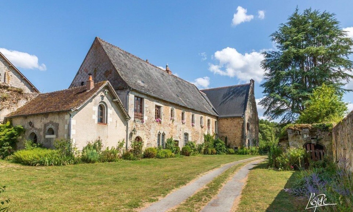 Pont-de-Ruan House | Loire Valley. Authentic medieval Priory with swiming pool for 12 P.