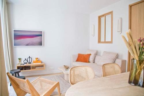 5th Arrondissement Apartment | Lola - Design 2BR Suite Mouffetard Pantheon