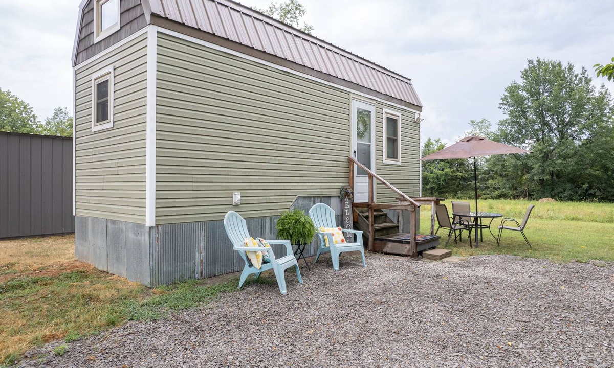 Cecil House | Lolli's Lil Getaway