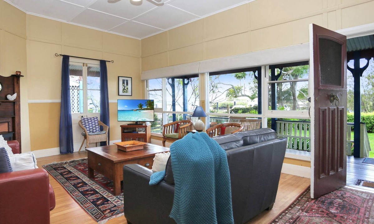 Tea Gardens House | Lomalagi - close to the beach