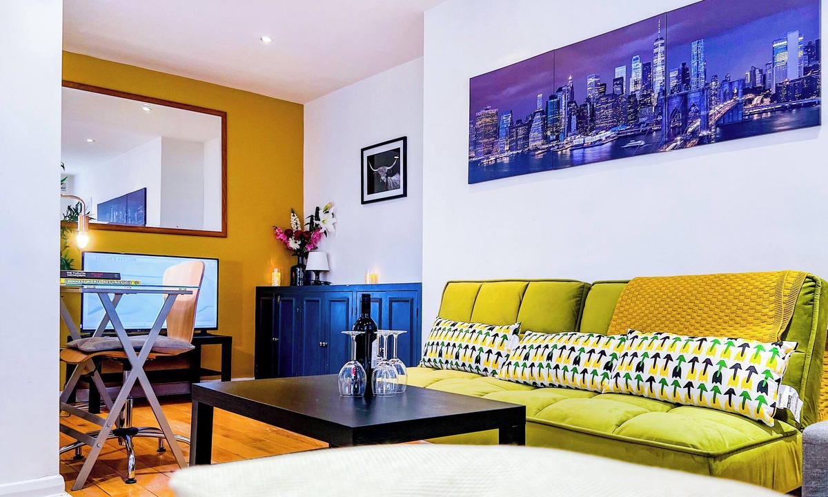 Sands End Apartment | London Central Apartment