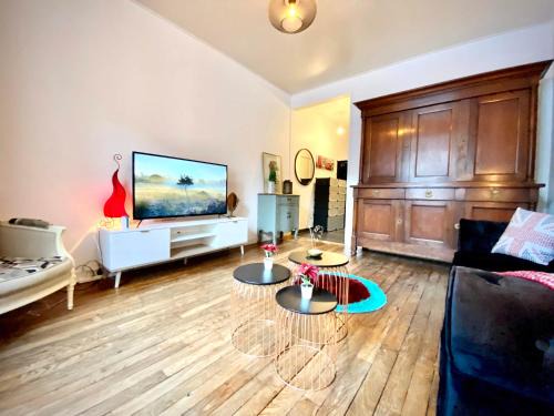 Montargis Apartment | London