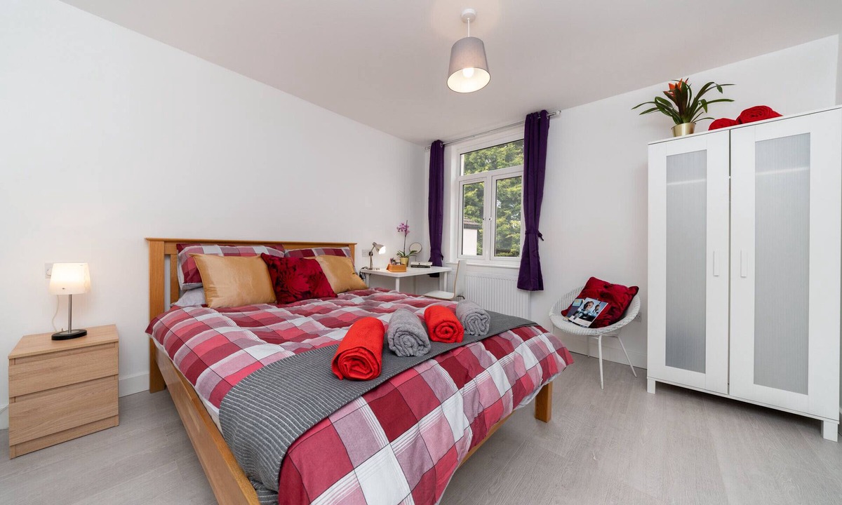 Childs Hill House | London Modern and Bright