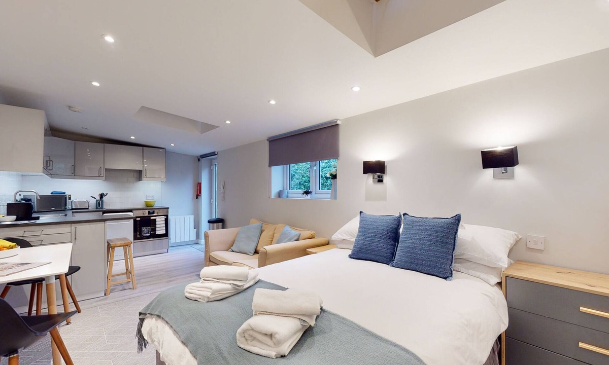 Southfields Apartment | London Wimbledon Studios