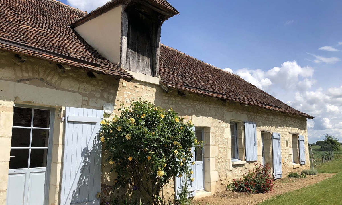 La Roche-Posay Cottage | Longère character green