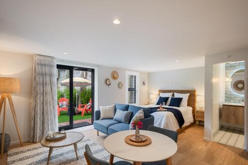 Paraparaumu Bed & Breakfast | Long House Studio