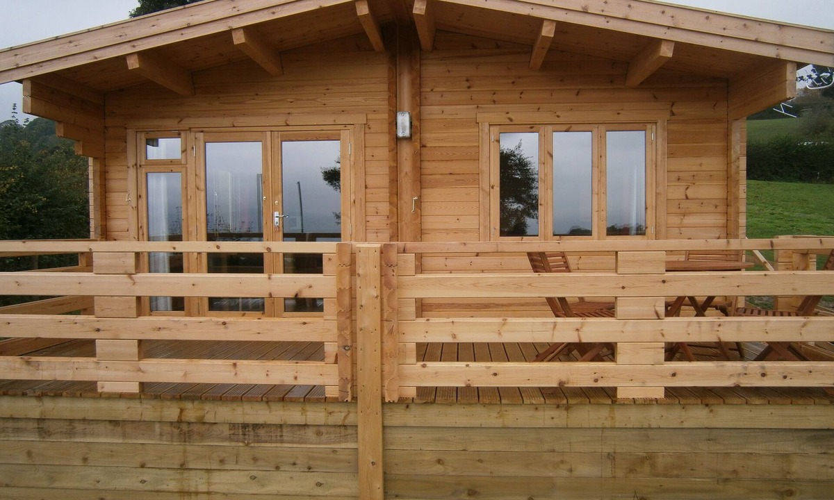 Halfway House Cabin | Long Mountain Centre