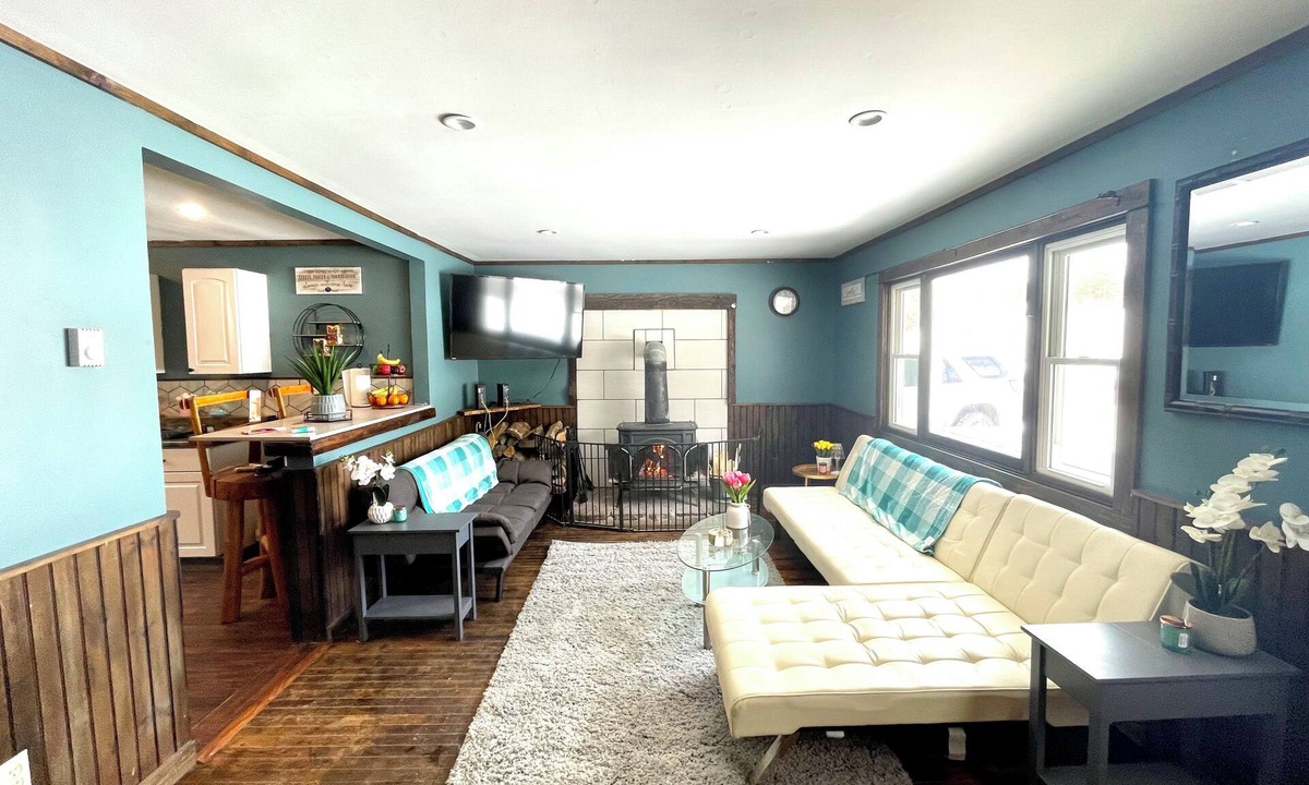 Lake Placid House | Long term newly remodeled two bed two bath with spacious lawns and patios