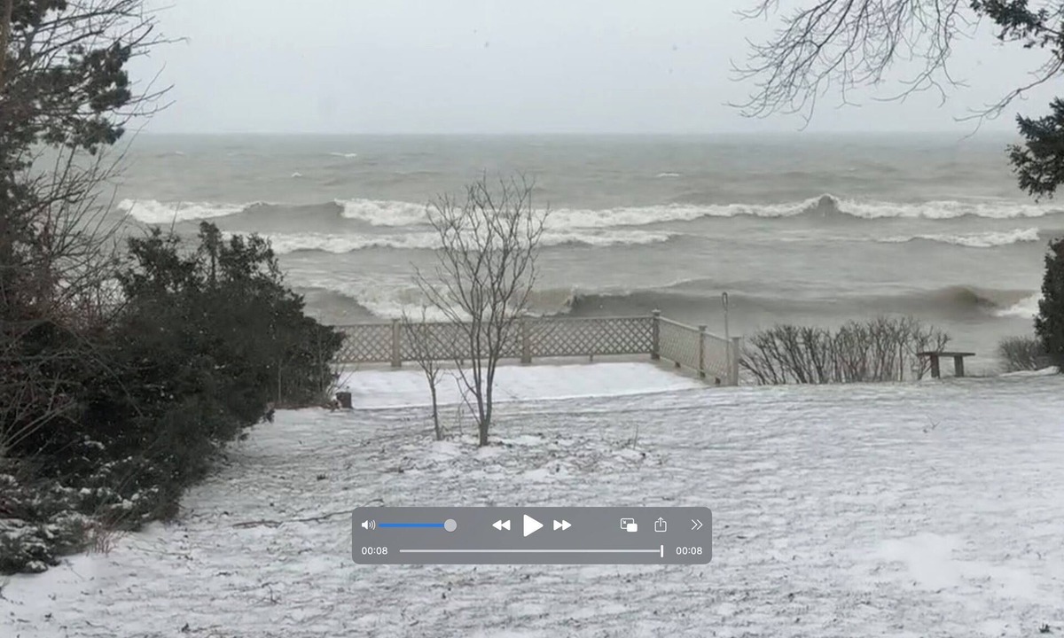 Sarnia House | Long term rental on the lake front