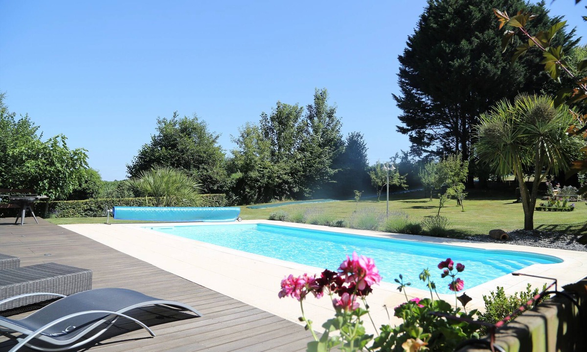 Saint-Gonnery Other | Longere With Heated Pool
