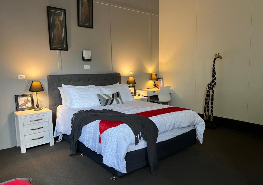 Orbost Apartment | Longhorn Ranch Apartments