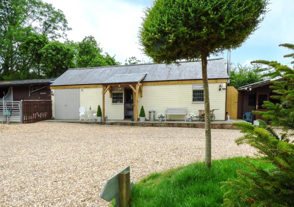 Wimborne Saint Giles House | Longhouse Lodge