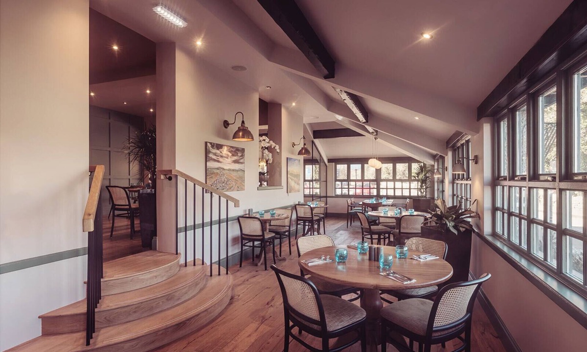 Tewitfield Hotel | Longlands Inn and Restaurant