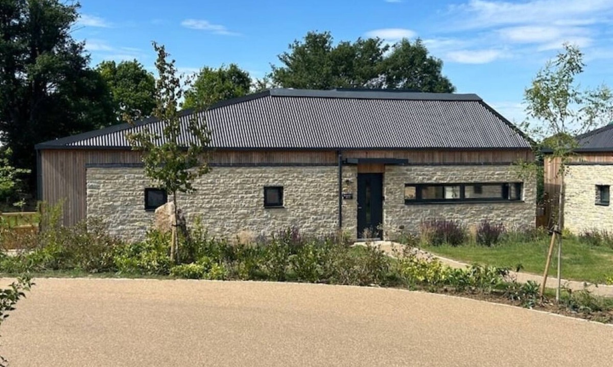 Beckhampton House | Longstones Avebury - Windmill Hill