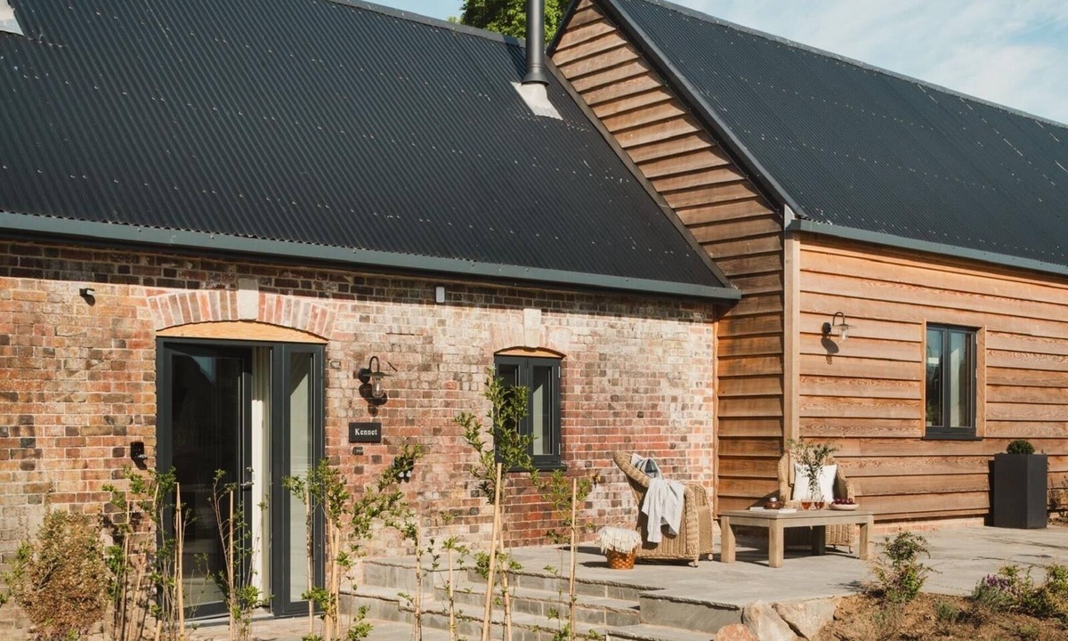 Beckhampton House | Longstones Avebury – Kennet